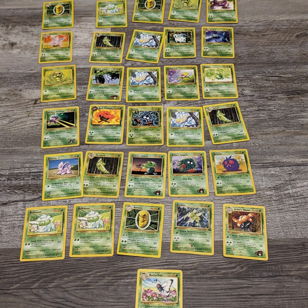 Pokemon Trading Cards: Lot Of 36